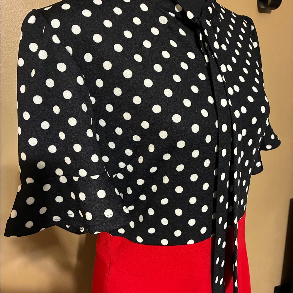 Chic Red A-Line Skirt for Women - Picture 2 of 5
